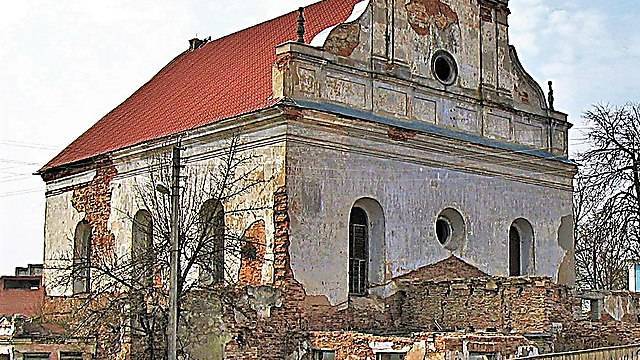 В Беларуси выставили на продажу древнейшую синагогу - по цене 3-комнатной квартиры
