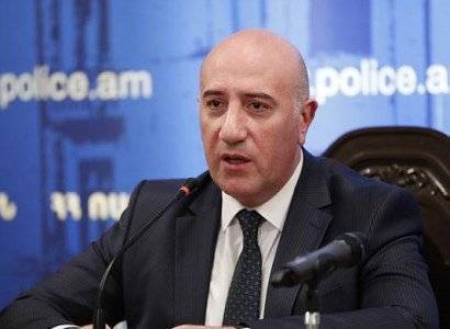 Newspress.am: Экс-начальник Полиции Арман Саркисян сам себя наградил оружием