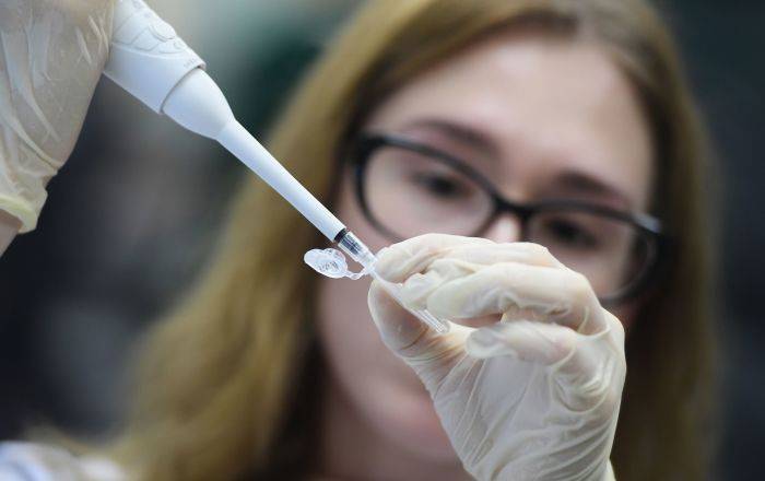В Минобороны России активно готовятся к клиническим испытаниям вакцины от COVID-19