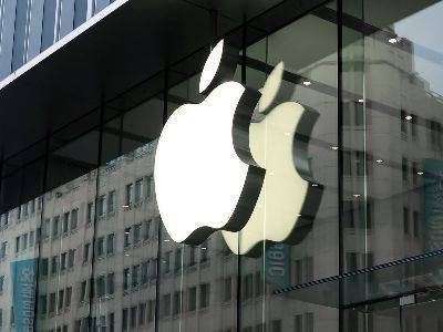 СМИ: Apple начнет продавать айподы и макбуки по подписке