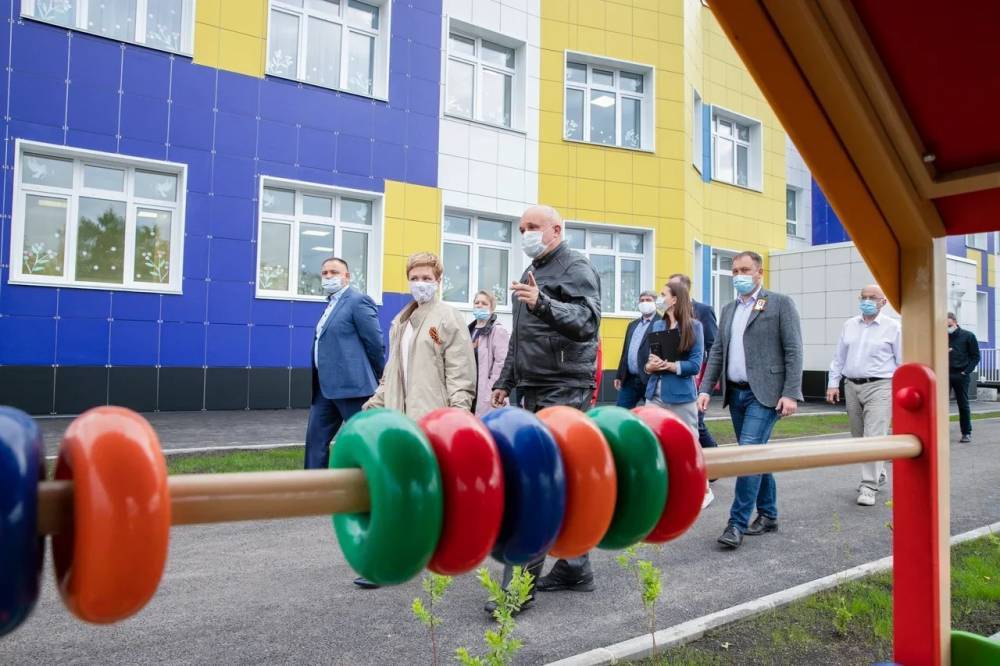 В Кемерове открыли детский сад на 125 мест с бассейном и научной лабораторией