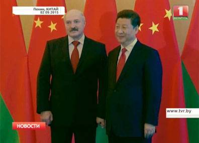Президент Беларуси провел переговоры с председателем КНР