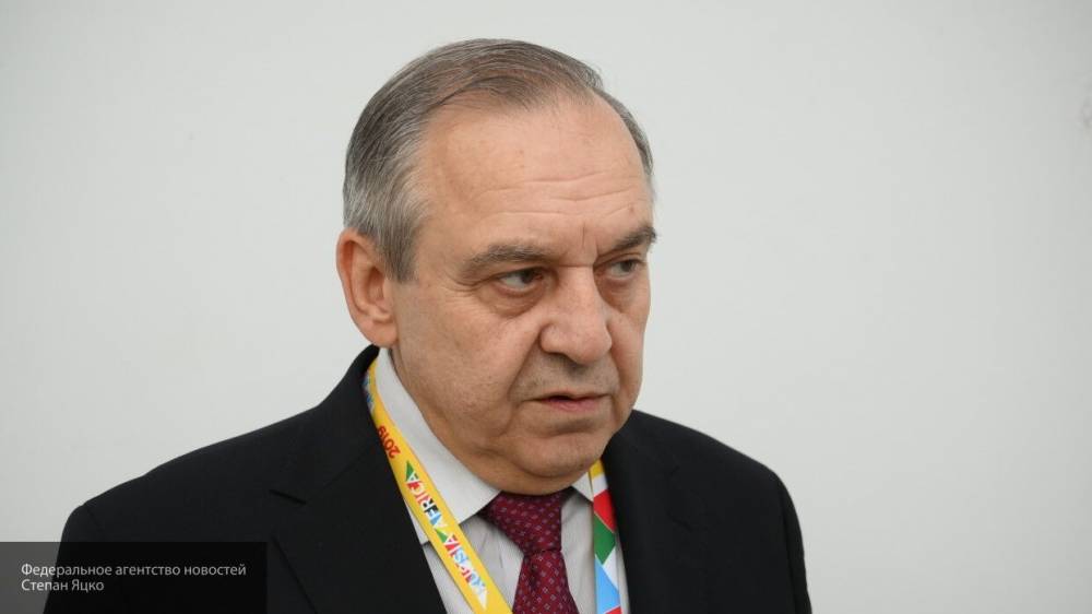 Мурадов ждет раскаяния Зеленского за клевету в адрес крымчан