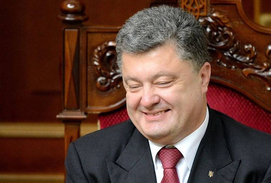Воровавшего деньги украинцев Порошенко привлекут к ответственности за хулиганство