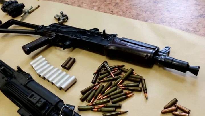 Автоматы и взрывчатка: ФСБ провела очередную операцию против черных оружейников
