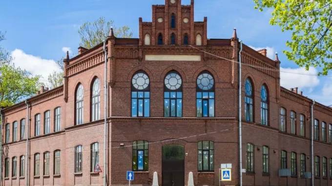 Здания двух выборгских школ признали объектами культурного наследия