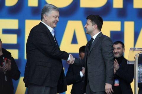Зеленский заявил, что Порошенко предлагал ему свою помощь