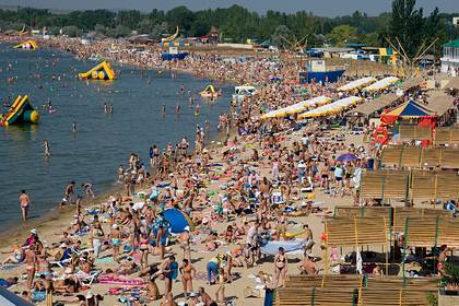 Россиянам назвали самый дешевый город для отдыха на море в 2020 году