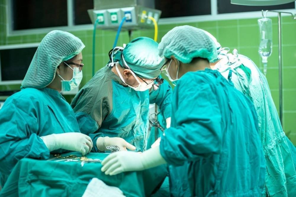 Германия: венские врачи трансплантировали легкое пациентке с коронавирусом