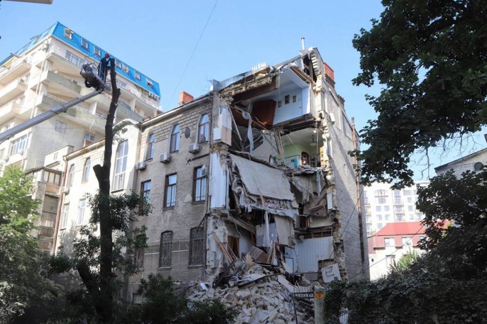 Спасатели рассказали, как проходит ликвидация последствий обрушения дома в Одессе