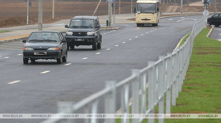 Лукашенко обратил внимание на необходимость ограждений между встречными полосами на магистралях