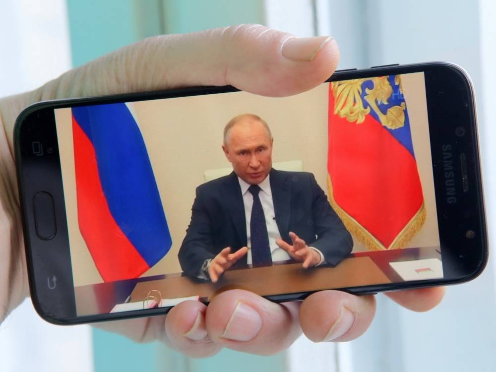 "Он главный лидер общественного мнения": Путин лично объяснит значение поправок