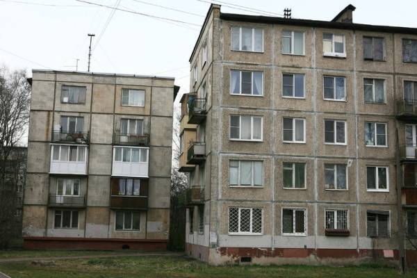 «Застройщиков бросили»: как Петербург вернется к программе реновации