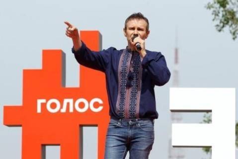 Святослав Вакарчук снова отказался от депутатского мандата