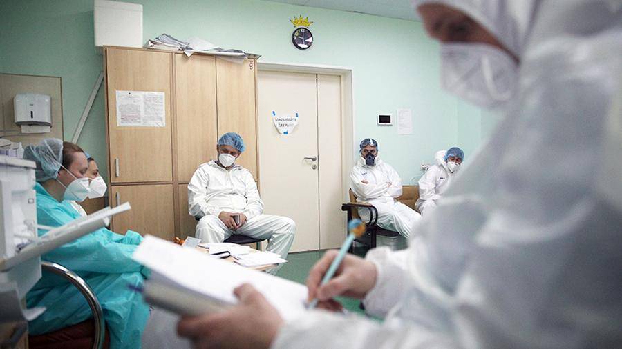 Кремль не стал комментировать расхождение данных по коронавирусу в Москве и в России