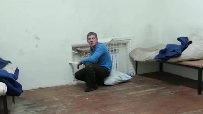 Обварившийся насмерть кипятком в камере россиянин попал на видео перед гибелью - piter.tv - Калининград