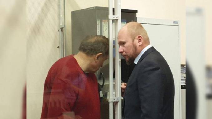 Адвокат Олега Соколова попросил разрешить ему ознакомиться с вещественными доказательствами по делу его подсудимого