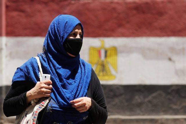 Власти Египта продлили комендантский час до конца июня