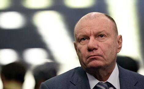 Президент компании «Норильский Никель» Владимир Потанин предложил не выплачивать дивиденды в течение этого года