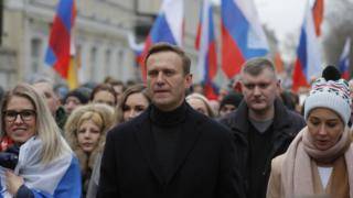Опрос: Путин и Навальный - самые вдохновляющие люди для россиян