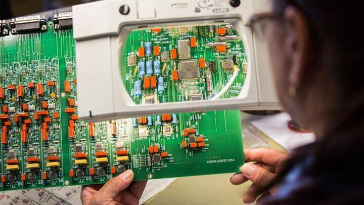 Минпромторг России предлагает к 2023 году полностью ограничить поставки зарубежных производителей для госзакупок электроники
