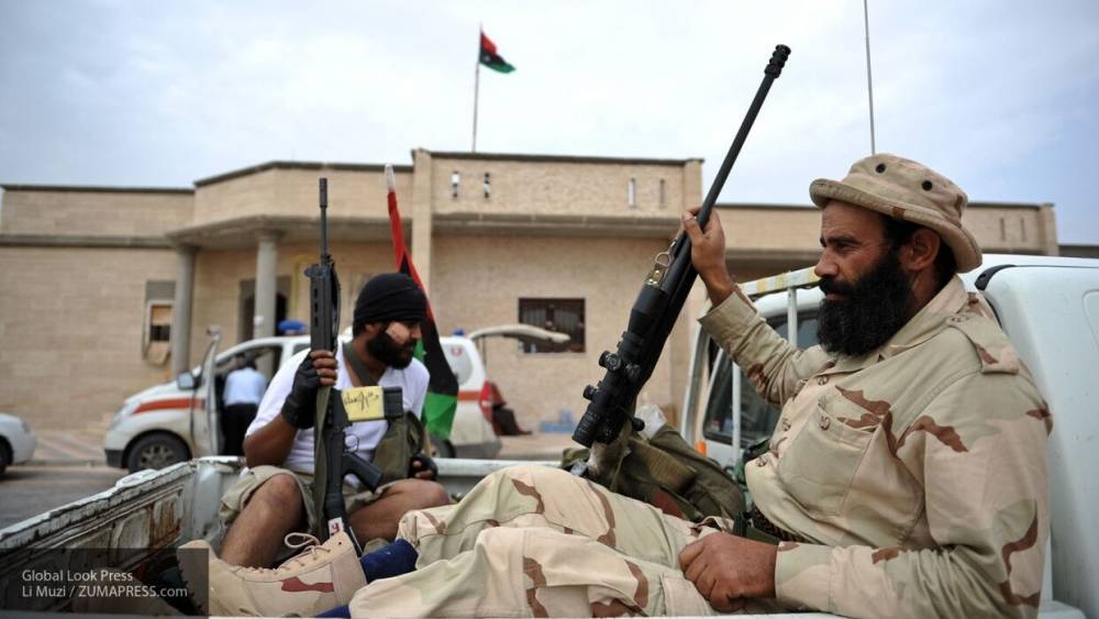 ПНС Ливии использует массовые захоронения для фейков о ЧВК "Вагнера" и ЛНА