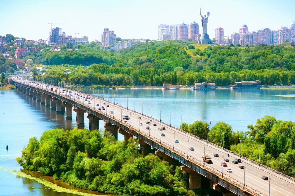 Начало лета в Киеве оказалось самым жарким за 140 лет: знойная погода бьет рекорды