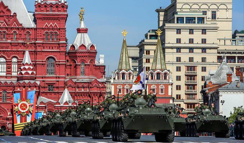 Десять крупных городов России отказались от проведения парада Победы 24 июня