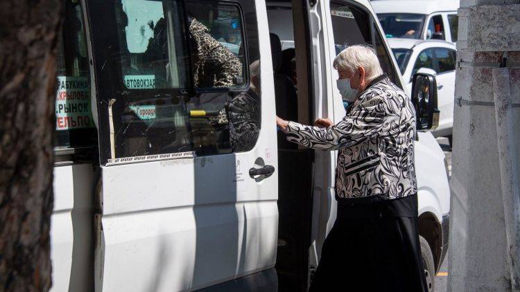Гуляют все! Пенсионерам Севастополя отменяют обязательную самоизоляцию