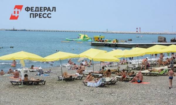 На пляжах Крыма придется соблюдать обязательную дистанцию