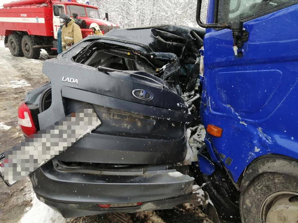 В Башкирии мужчина погиб в ДТП с грузовиком