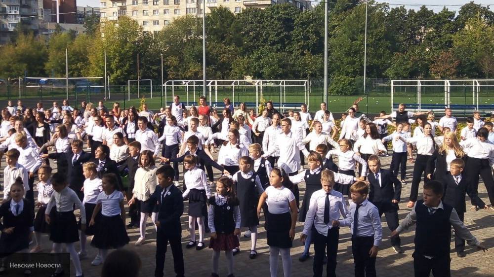 Школы Санкт-Петербурга вернутся к работе 1 сентября