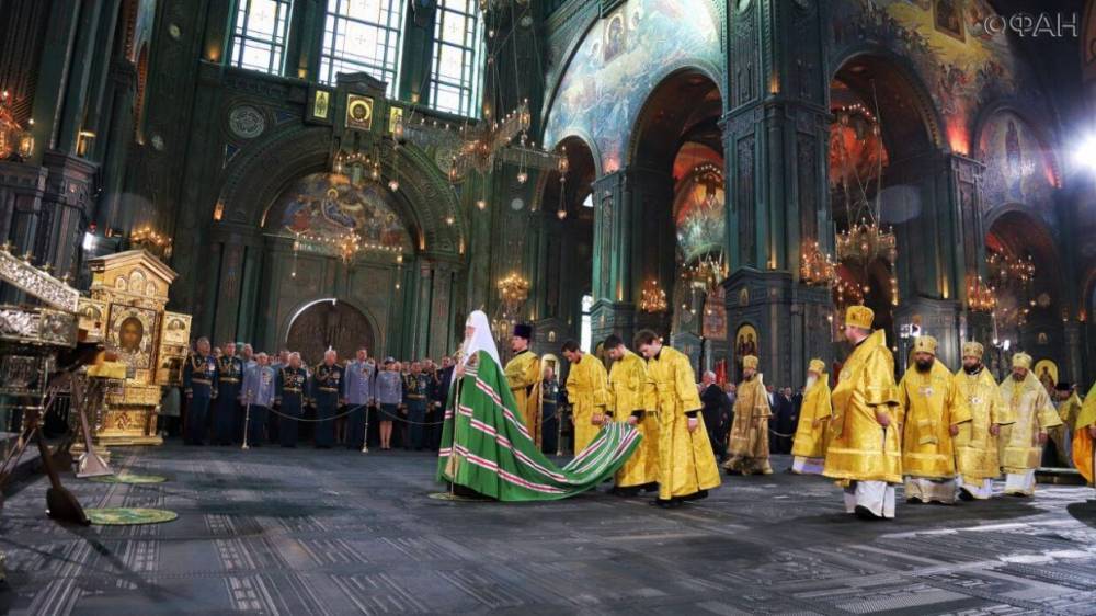 Церемония освящения главного храма Минобороны РФ началась в Кубинке