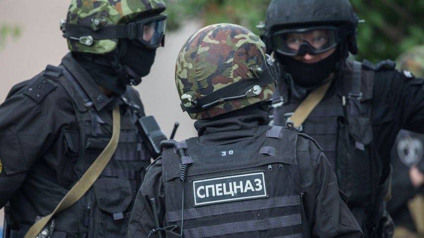 Видео задержания ФСБ подростка за подготовку нападения на школу в Волгограде