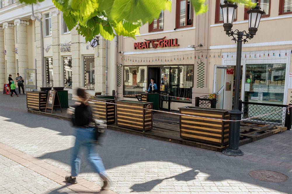 Собянин разрешил открыть с 16 июня летние веранды кафе и ресторанов