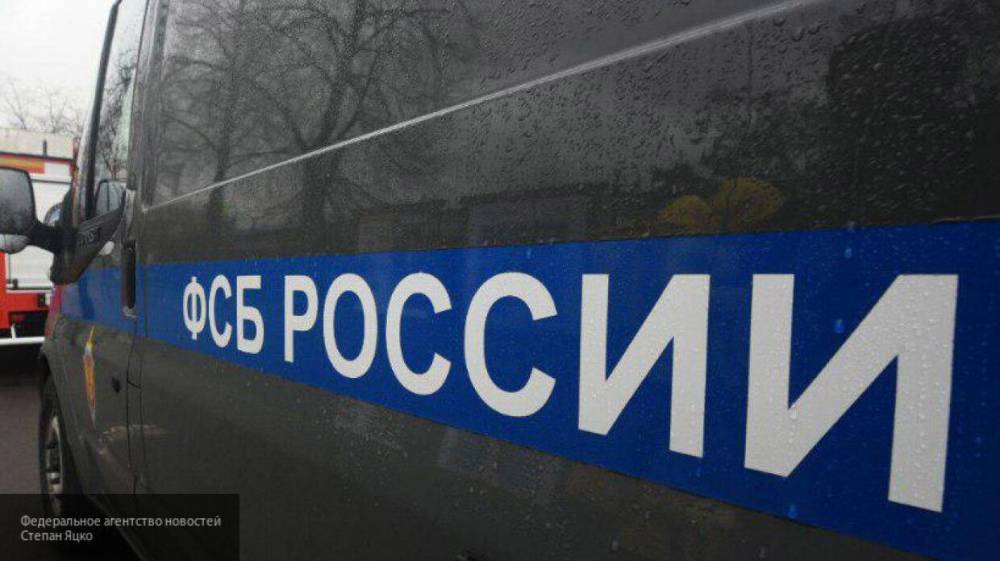 ФСБ Волгограда опубликовала кадры обыска у подростка, планировавшего убийство в школе