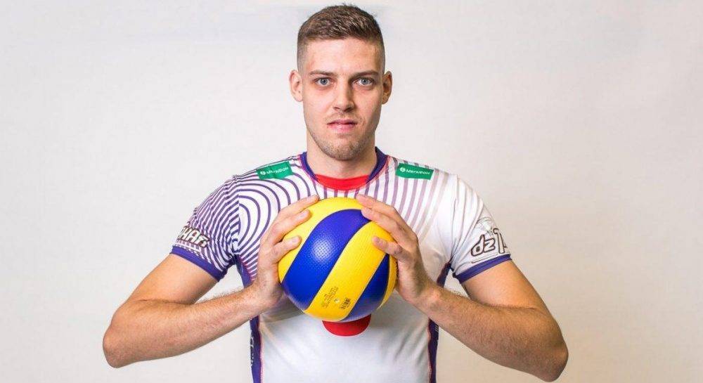 "Считаю себя больше русским": украинский волейболист получит гражданство РФ