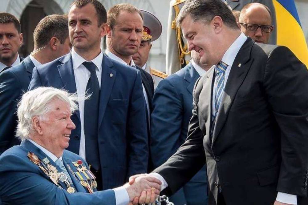 Экс-президент Порошенко потерял близкого человека