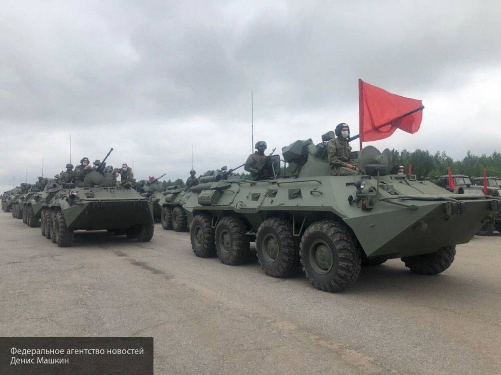 Военные из 12 стран начали репетицию парада Победы в Москве