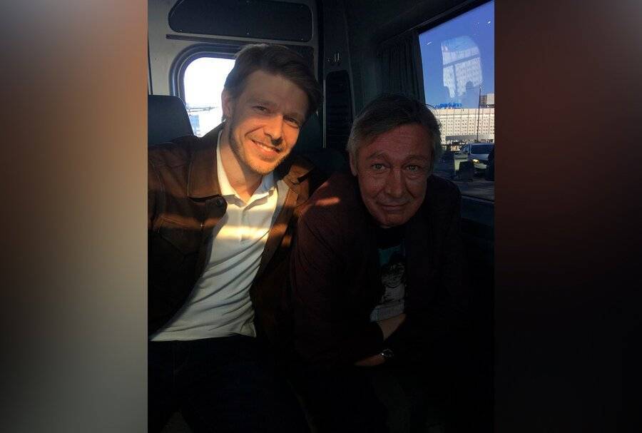 Сын Ефремова выразил соболезнования семье водителя Захарова, погибшего в аварии