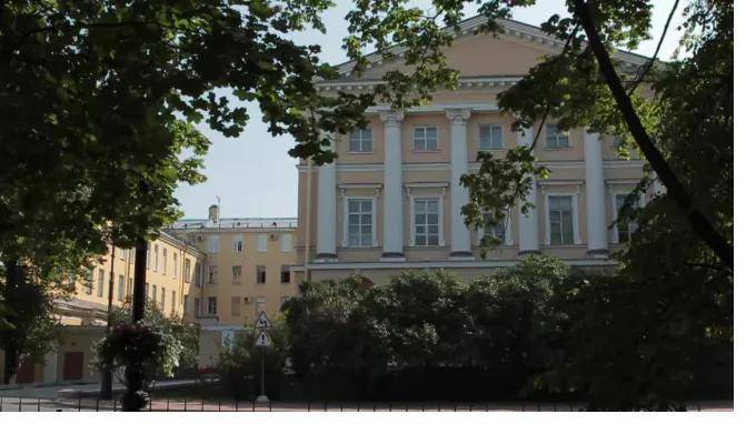 Власти Петербурга назвали главные проблемы дистанционного обучения школьников