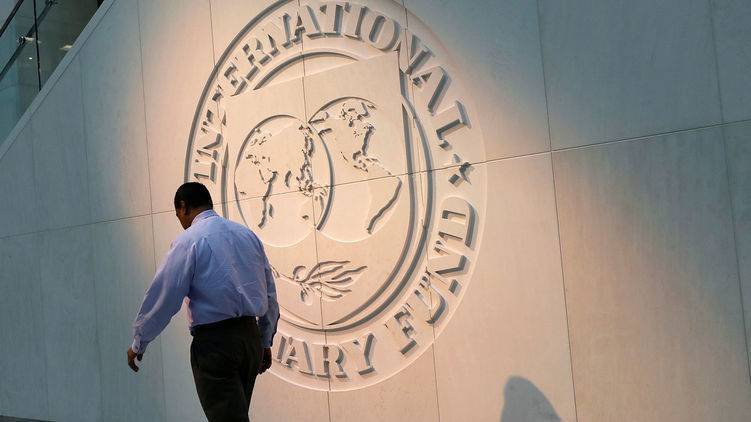 МВФ в сентябре проверит, как Украина выполняет свои условия по кредитам