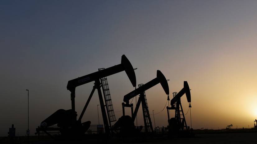 Цена нефти WTI растёт на 3%