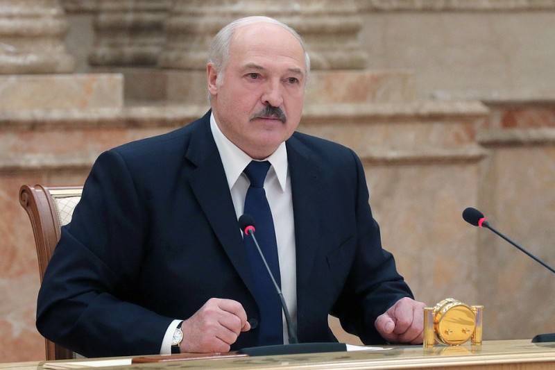 Лукашенко «предотвратил майдан» и намекнул на «российский след»