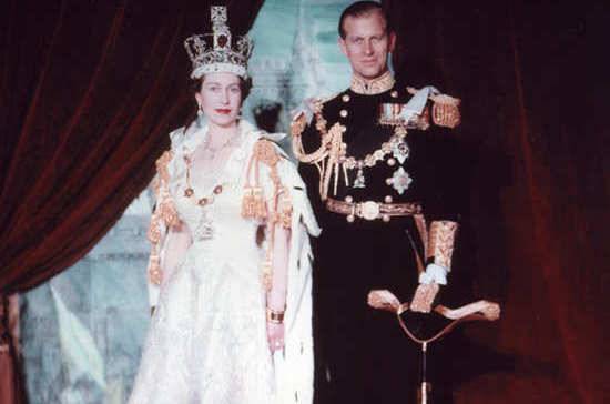 Коронацию Елизаветы II в прямой трансляции смотрели 27 миллионов телезрителей