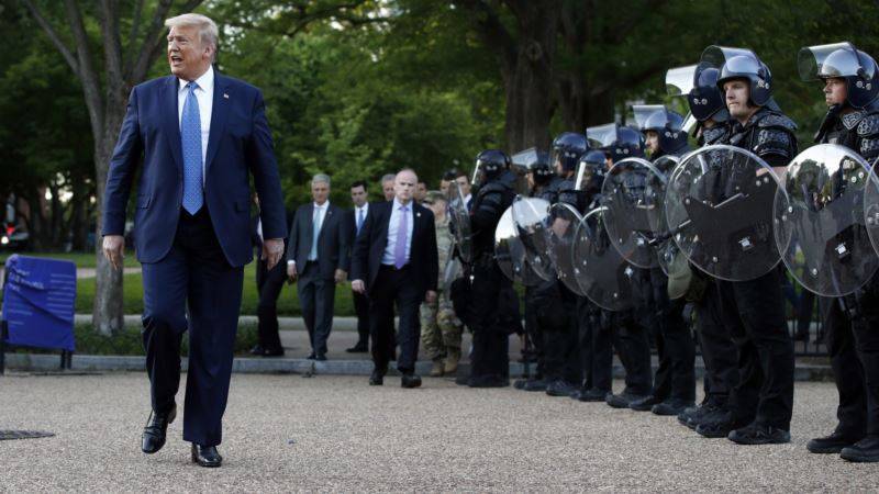 Трамп мобилизовал армию для пресечения беспорядков в Вашингтоне