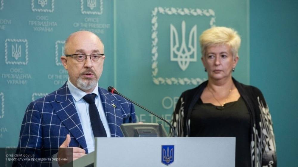 Украинский вице-премьер призвал США и Великобританию вести переговоры по Донбассу без РФ