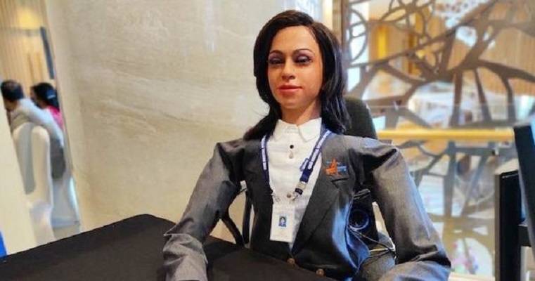 В конце года в космос с Земли отправится гуманоидный робот-женщина