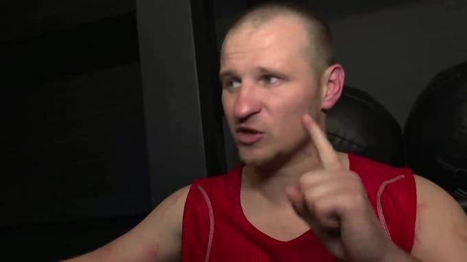 Экс-футболист сборной Украины Алиев вызвал на боксерский бой российского комментатора