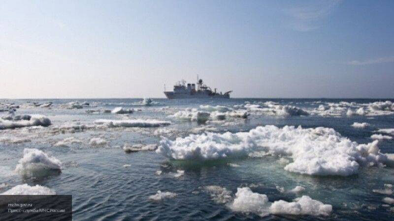 Два противолодочных корабля ТОФ вышли на учения в Охотское море